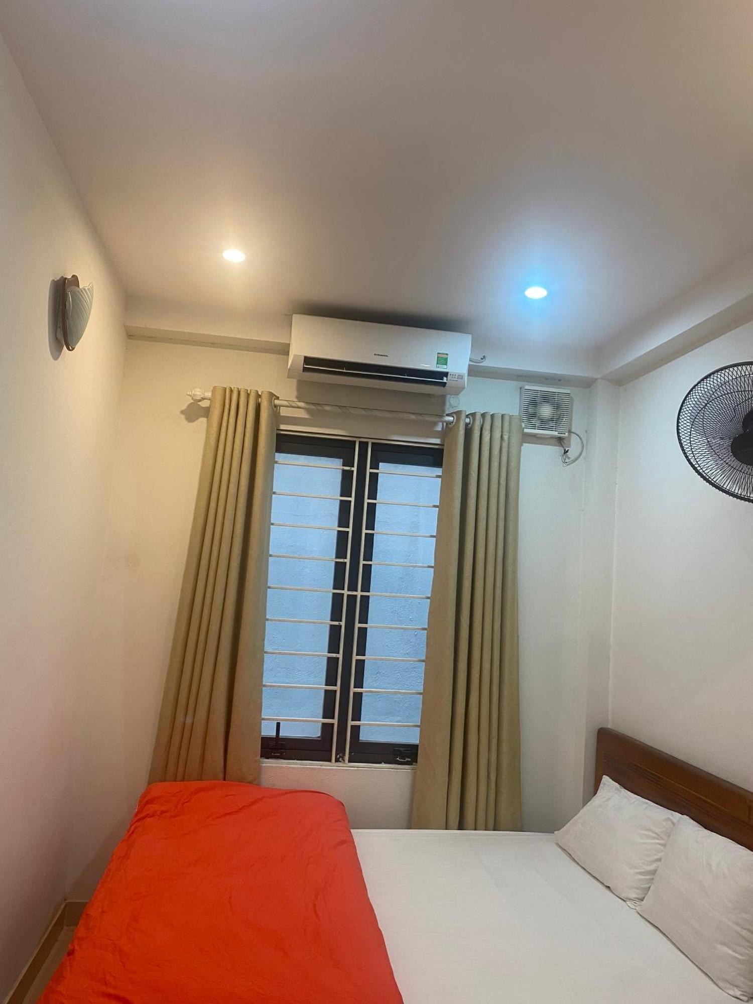 Nam Cuong Motel - Phong Don Co Cua So Thoang Mat Khep Kin - Thang May Hanoi Exteriör bild